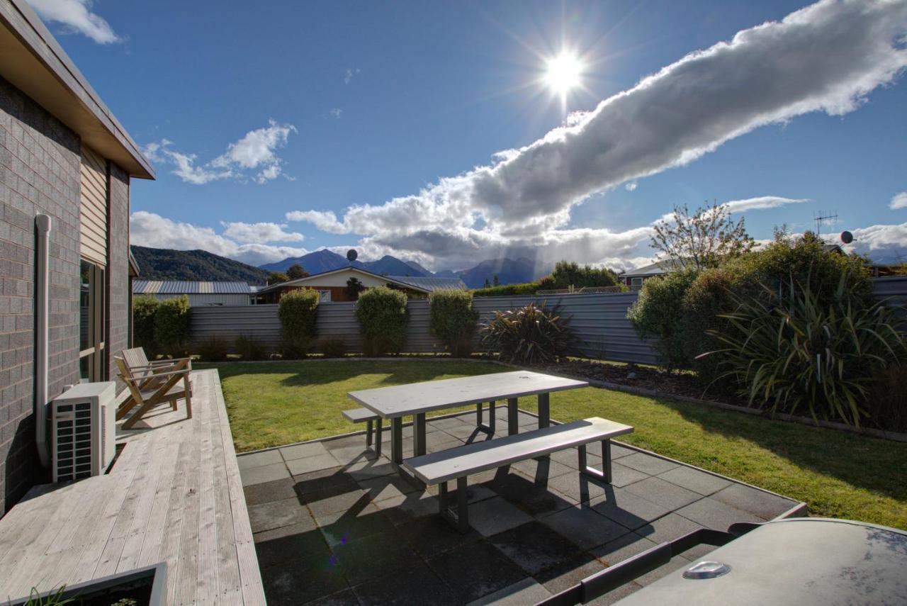 Leigh Cottage Manapouri Exterior foto