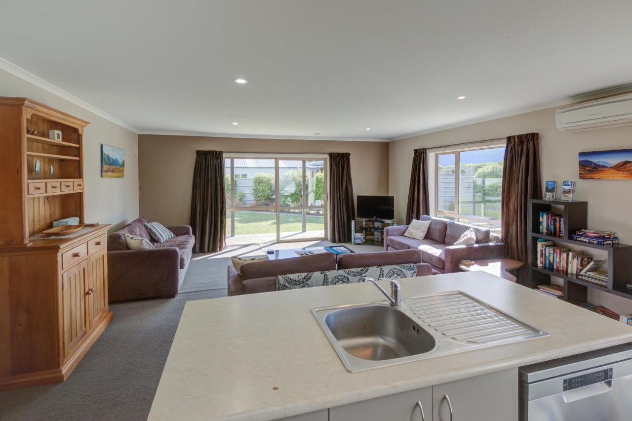 Leigh Cottage Manapouri Exterior foto