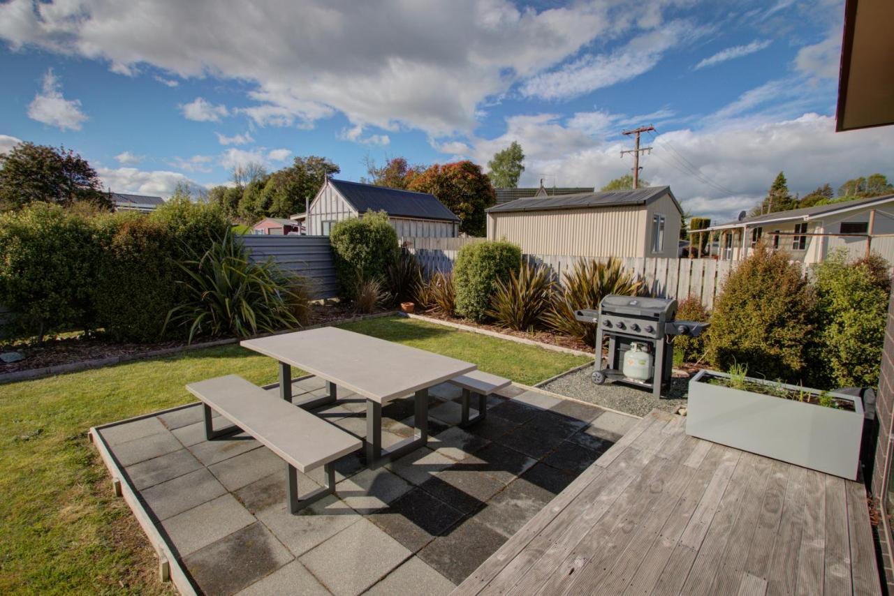 Leigh Cottage Manapouri Exterior foto